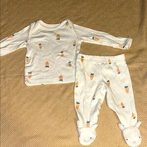 Adorable Carrot Print Kids One Piece Set - White and Orange